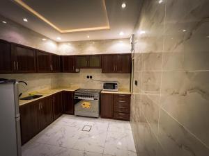 إفيرست العقيق الذاتيه