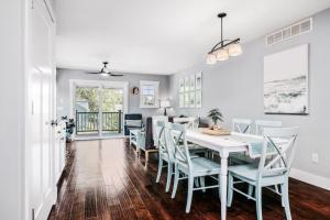 Lakescape, Modern 3BD Townhome Near Downtown and Wineries