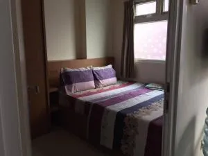 Green Pramuka Apartment 2KT 1KM - 31 m2 - Lantai 7 - 贝克西