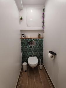 Appartements Le Quai Amienois - Romance Tropicale - SPA Romantique : photos des chambres