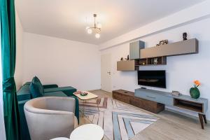 Grandis Coresi Mall Luxury Apartment