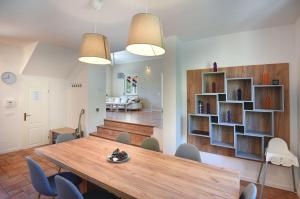 Villa mit beheiztem Privatpool, BBQ, Darts