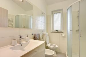 Modernes Appartement mit Balkon, BBQ, WLAN, Klima