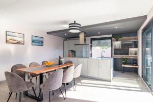 Luxuriöse Villa mit privatem Pool und Sonnenterrasse