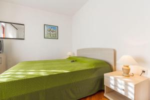 Schöne Ferienwohnung nur 300 Meter bis zum Strand mit Küche, Bad, Klima, Parkplatz