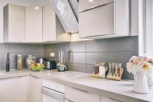 Top Villa mit privatem Pool, WLAN, Sonnenliegen, Terrasse und eigenem Grillbereich