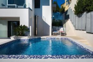 Exklusive Villa mit privatem Pool 50 Meter zum Strand