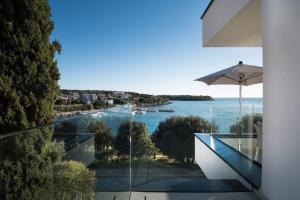Exklusive Villa mit privatem Pool 50 Meter zum Strand 