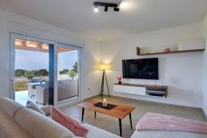 Ferienhaus mit Jacuzzi und Taverne mit Billard