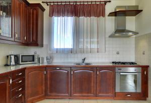 Neue Ferienwohnung mit Parkplatz, Klima in einer ruhigen Lage von Pula