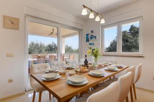 Komfortables Ferienhaus mit Klima, WLAN, Grill und Parkplatz