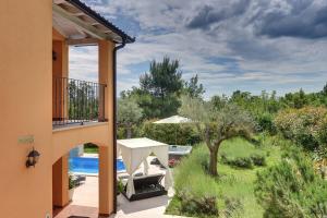 Herrliche Villa mit Pool, Whirlpool, Sauna, Fitnessraum,WiFi und nur 2 km vom Strand entfernt