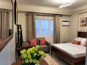 Ehime Suites One Regis Bacolod