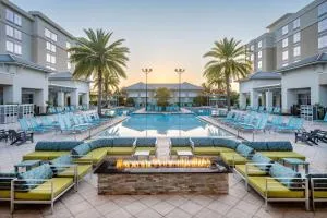 SpringHill Suites by Marriott Orlando at FLAMINGO CROSSINGS Town Center-Western Entrance - Bear Island