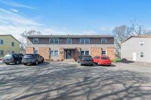 Tranquil 2BR Apt Mpls - 8073 Apt 1