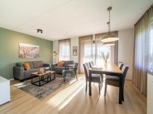 Holiday Home in Scherpenisse near Nature Reserve