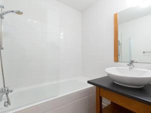 Appartements Grand Appartement pour 6 avec Parking a Peyragudes - FR-1-695-43 : photos des chambres