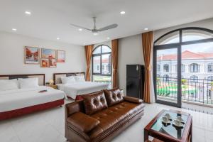 222 ROSÉ Hotel