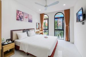 222 ROSÉ Hotel