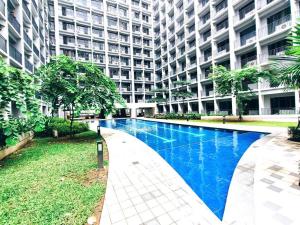 DYNASTEL 787 SHORE Staycation