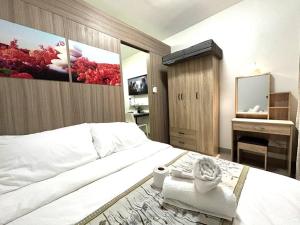 MOA PASAY 1478 Dynastel Shore Staycation