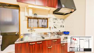 1 Tatami Bedroom! Direct KIX & Namba & Umeda access! DoumoTengachaya DT01