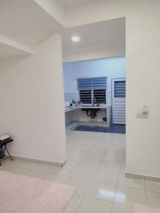 Umi Homestay, Laman Haris