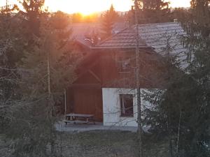 Maisons de vacances Chalet Beaujon Chapelle-des-Bois : photos des chambres