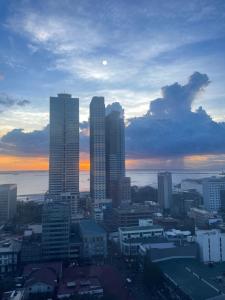 Modern and Cozy Condo in 8Adriatico near PGH, SLMEC and US Embassy