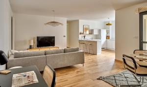 Appart Jeannette en Hyper centre ville avec balcon et Parking sous-terrain, by PRIMO C0NCIERGERIE