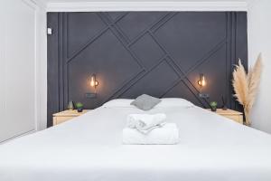 BHost - Marina Banus