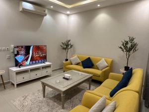 شقة غرفتين نوم وصالة النرجس 7