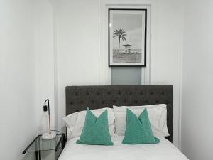 Lovely Room 1Min Walk to Station with 55Inch TV