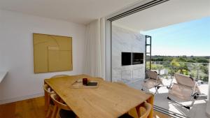 Lake24 CD256- CleverDetails, 3 bedroom apartment, sleeps 6, near to Falesia Beach and the Marina