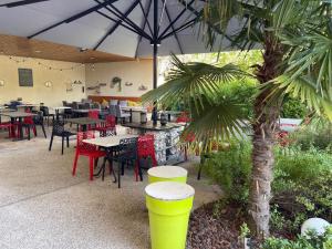 Hotels Hotel The Originals Romans-sur-Isere Le Clos des Tanneurs : photos des chambres