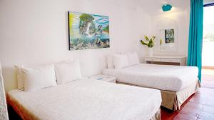 hotel marina resort and beach club