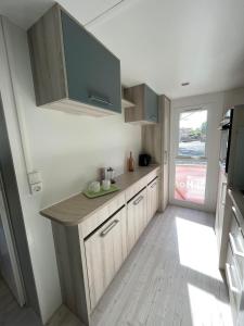 Campings Mobil Home 2CH Bien Equipe Valras-Plage : photos des chambres