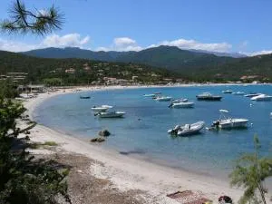 Favone Mini villa 5 couchages,piscine proche plage CHLOË - Cannella
