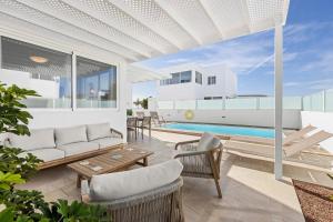 Villa Atlántica - Heated pool in Playa Blanca