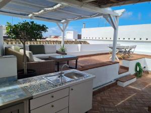 Centre old town rooftop apartment