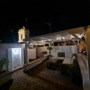 Centre old town rooftop apartment