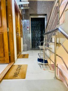 Prince Castle-4BHK Apartment,Guesthouse