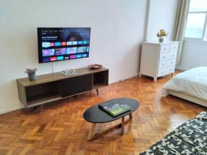 Studio bem localizado no Leblon