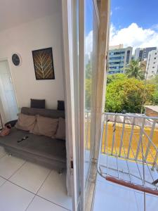 Apartamento em frente a Praia da Pituba Salvador