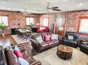 Beaver Lake Hideaway - Lowell