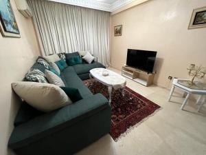 Luxury apartment 3 in the heart of Gueliz, Wifi, Pool