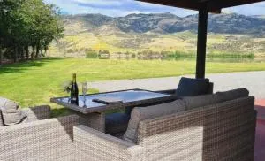 Lakeside Retreat - Bendigo