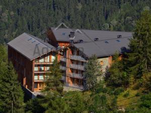 Duplex 4 pièces - Pied des pistes avec Parking - FR-1-329-92