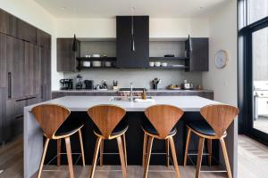 12A Treeline Springs