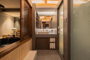 Luxury Hanok Blissful House